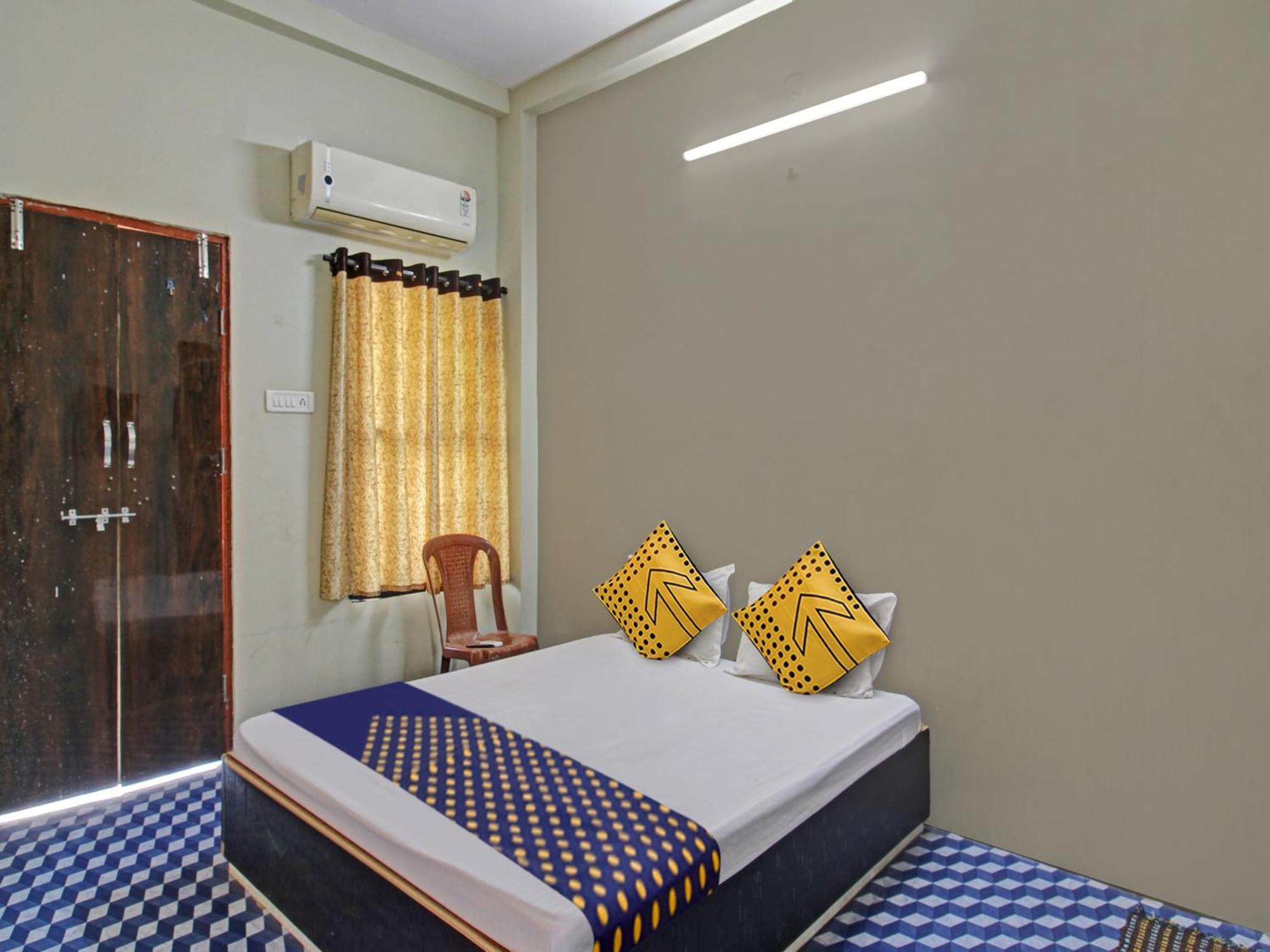 Hotel O G.K Lodging And Guest House Sakardara Exterior photo