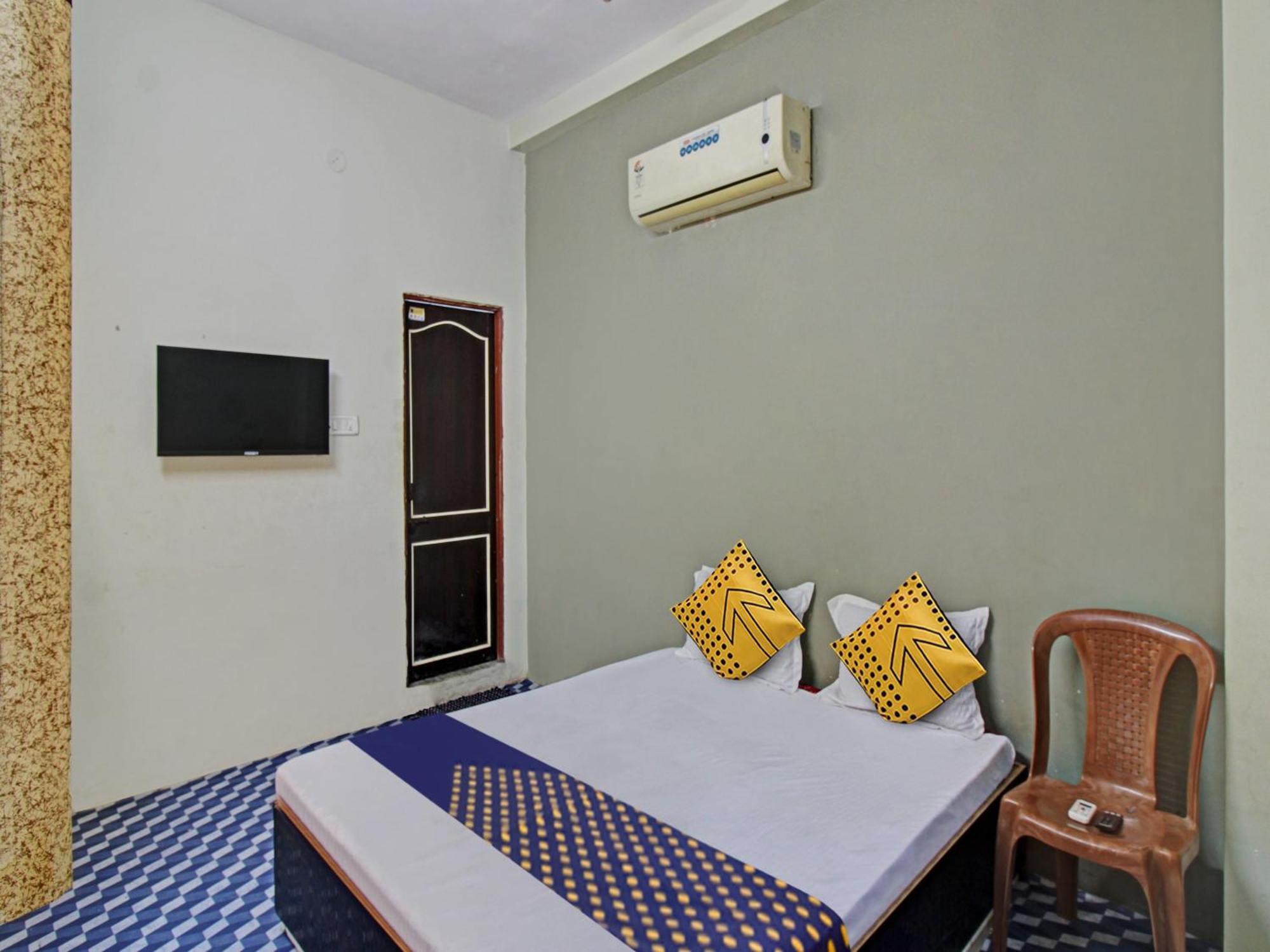 Hotel O G.K Lodging And Guest House Sakardara Exterior photo