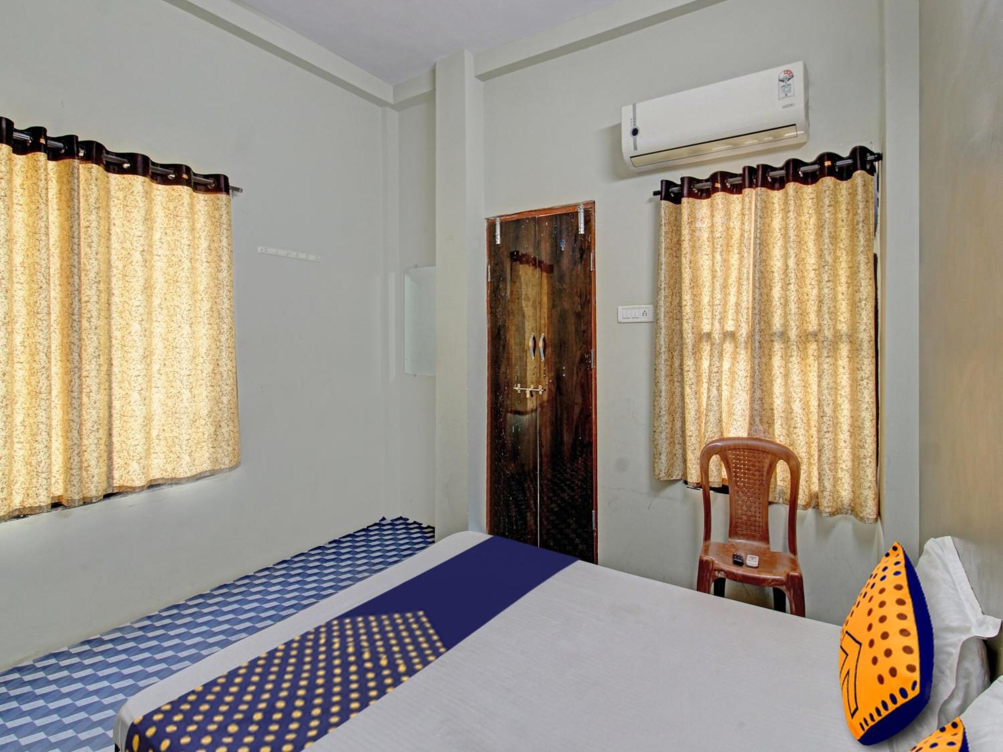 Hotel O G.K Lodging And Guest House Sakardara Exterior photo